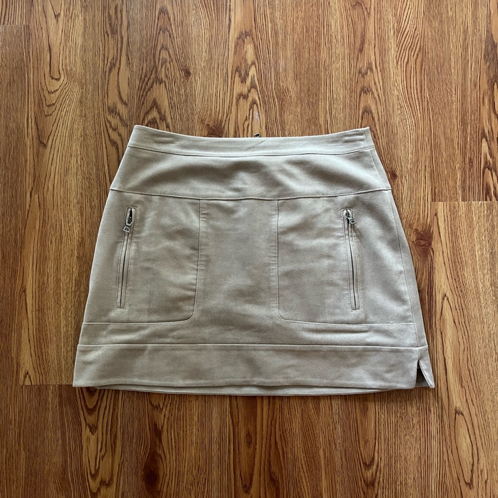 BCBGMaxaria Suede mini Skirt